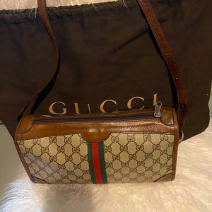 Vintage Gucci bag.... Definitely accept Offers